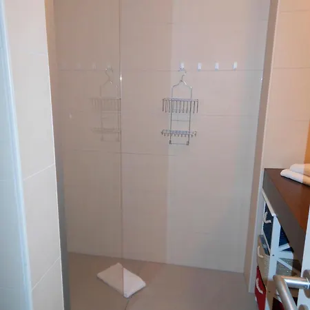 32, Apartmenthaus Hafenspitze, Blickrichtung Binnenhafen Nordoffenes