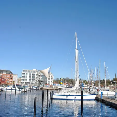 Апартаменты 32, Apartmenthaus Hafenspitze, Blickrichtung Binnenhafen Nordoffenes *