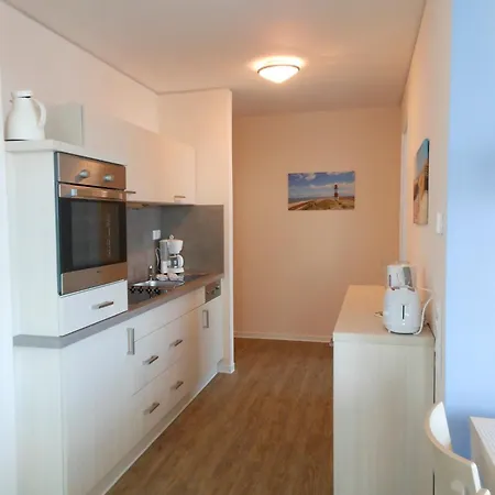 32, Apartmenthaus Hafenspitze, Blickrichtung Binnenhafen Nordoffenes Апартаменты Эккернфёрде